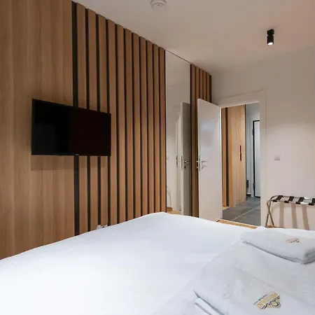 President Apartment *